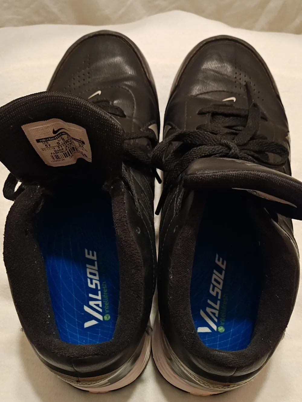 Nike Youth Black and White Athletic Football Cleats